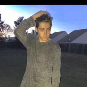 Meet your Posher, Christian